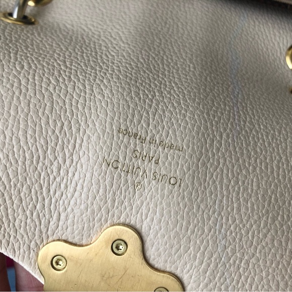 🤎LV clapton mini backpack🤎 - Picture 10 of 11